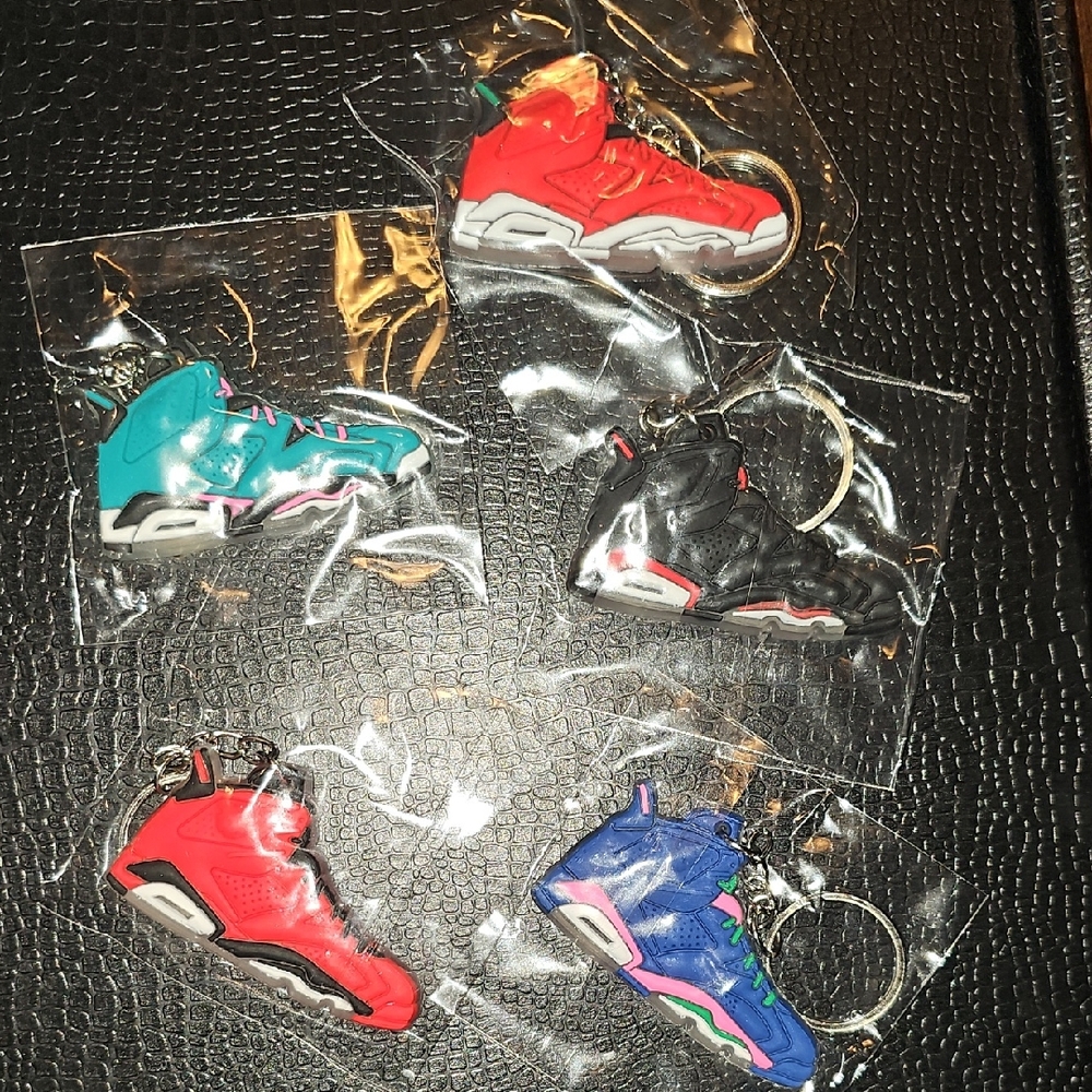Colorful NIKE JORDAN Sneaker Keychain Set